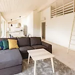 Feriehus Three-bedroom In *