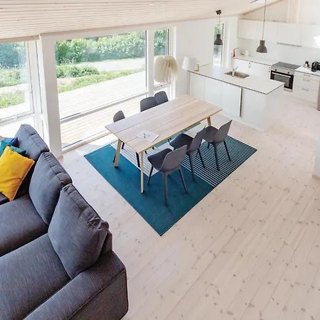 Three-bedroom In * 卡伦堡