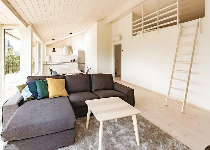 Дом отдыха Three-bedroom In *